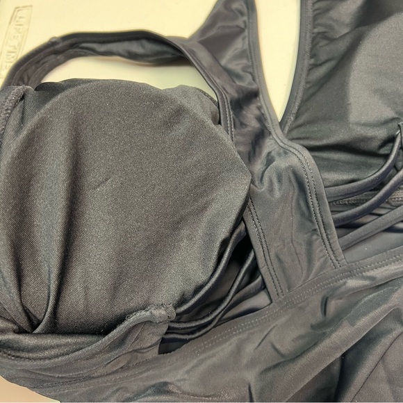 Cupshe Women’s Black Sleeveless V-Neck Swimsuit Top Size L - Picture 11 of 11